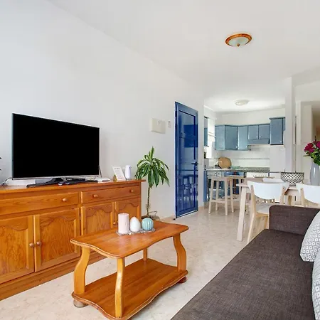 アパート Apartamento El Pueblo カレタ・デ・ファマラ
